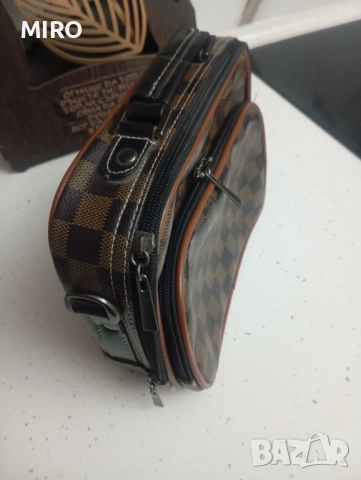 Дамска чанта за козметика, снимка 8 - Чанти - 52160045