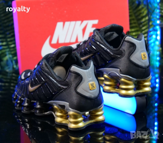 Nike Shox TL Black and Gold, снимка 2 - Маратонки - 52423111