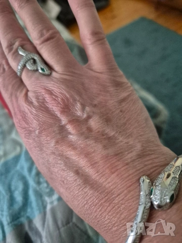страхотен комплект зеленоока змия, снимка 6 - Бижутерийни комплекти - 53132368