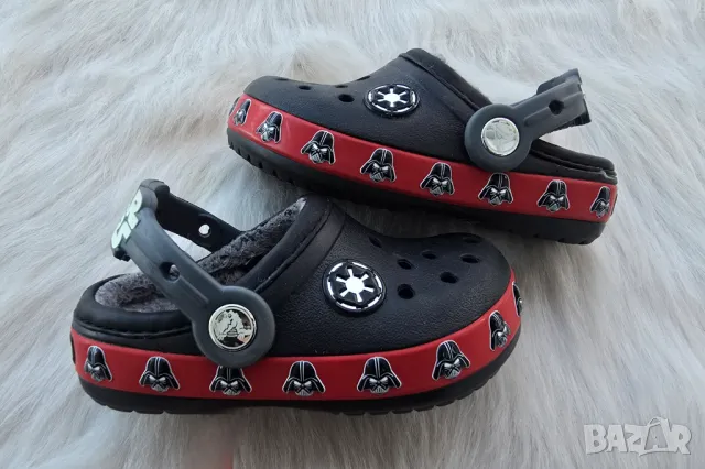 Оригинални Crocs STAR WARS №21-22, снимка 11 - Детски сандали и чехли - 50360627