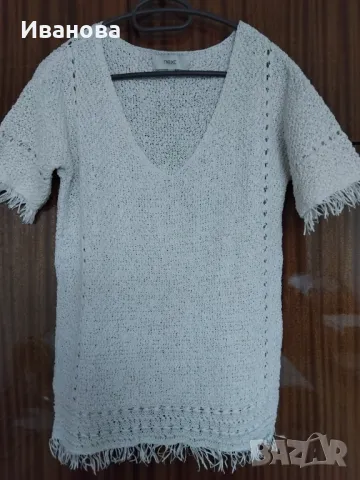 Блузка с къс ръкав и остро деколте NEXT