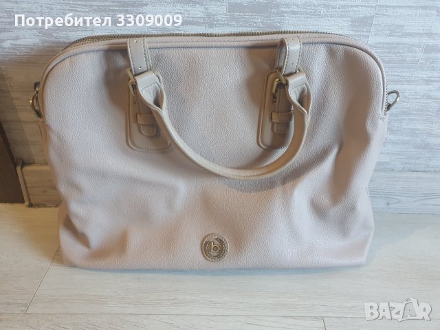 Дамска чанта Bugatti, снимка 1