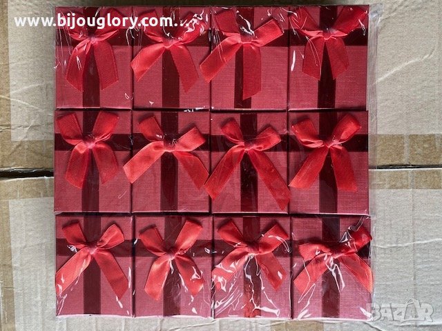 Подаръчна кутия за комплект бижута,аксесоар или малък дар, снимка 1 - Други - 39903251