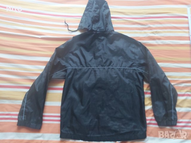  Шушляково горнище Umbro , снимка 4 - Детски анцузи и суичери - 43299522