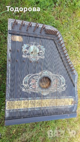 Старинен струнен музикален инструмент, снимка 7 - Струнни инструменти - 32978151