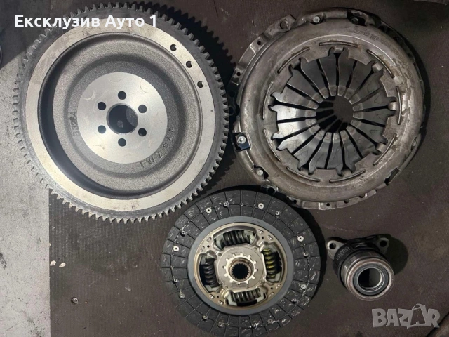 Оригинален съединител комплект Toyota Corolla , снимка 4 - Части - 53174202