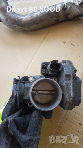 Дроселова клапа за golf 4 1.8t 150k. agu, снимка 3 - Части - 43898818
