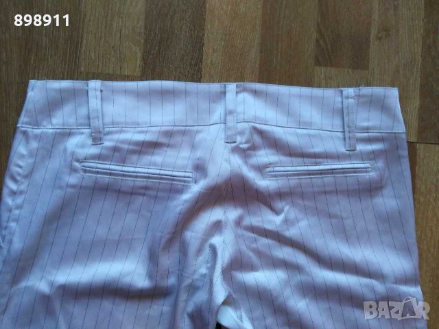 Бял сатенен панталон на райета, снимка 8 - Панталони - 28766953