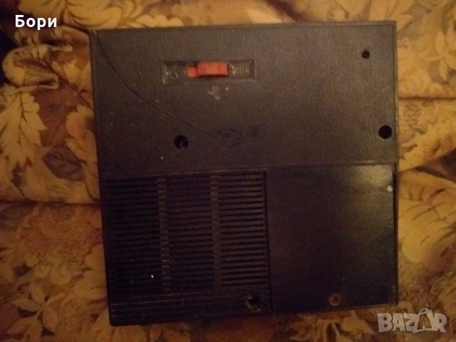 Радио ВЕГА 402 СССР 1975г., снимка 4 - Радиокасетофони, транзистори - 27100661