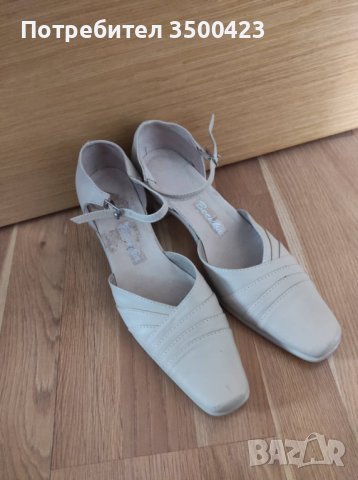 Светли дамски обувки, снимка 1 - Дамски обувки на ток - 38788338
