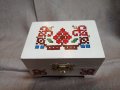 Кутия с автентична българска  народна шевица