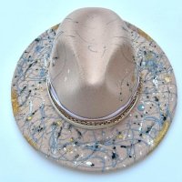 Дамска шапка федора, ръчно декорирана, снимка 2 - Шапки - 44015890