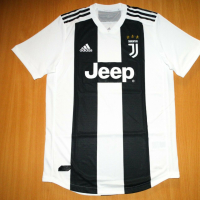 Оригинална тениска adidas Juventus , снимка 1 - Футбол - 36478051