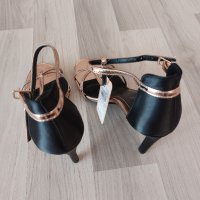 Дамски обувки на ток, снимка 4 - Дамски елегантни обувки - 40606926