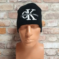 Нова зимна шапка на марката CK, Calvin Klein с бяло лого, снимка 5 - Шапки - 43280725