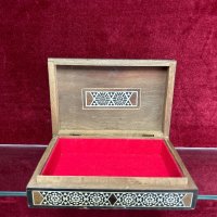Дървена кутия - ръчна изработка от микро музайка, снимка 3 - Антикварни и старинни предмети - 44128994