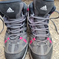 Зимни обувки Adidas Gore-Tex 39-40 номер, снимка 4 - Дамски боти - 43067737