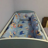 Бебешко легло с матрак и обиколници, снимка 1 - Бебешки легла и матраци - 40230203