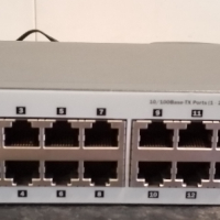 Суич HP ProCurve 1410-24 J9663A 24-Port unmanaged , снимка 1 - Суичове - 44901811