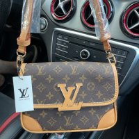 Дамска луксозна чанта Louis Vuiton реплика код 7766, снимка 1 - Чанти - 37553441