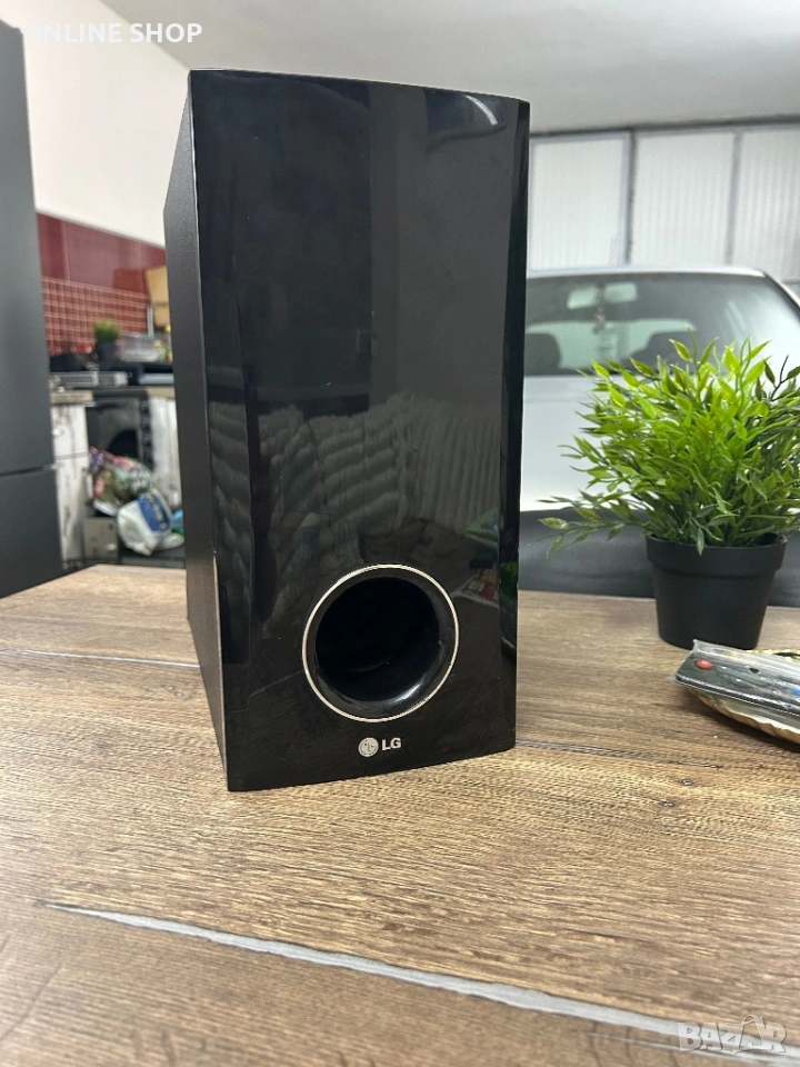 Суббуфер за домашно кино LG 150 W, снимка 1
