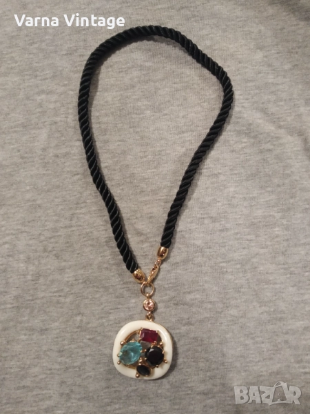 НОВО дамско колие с камъни. Италия., снимка 1