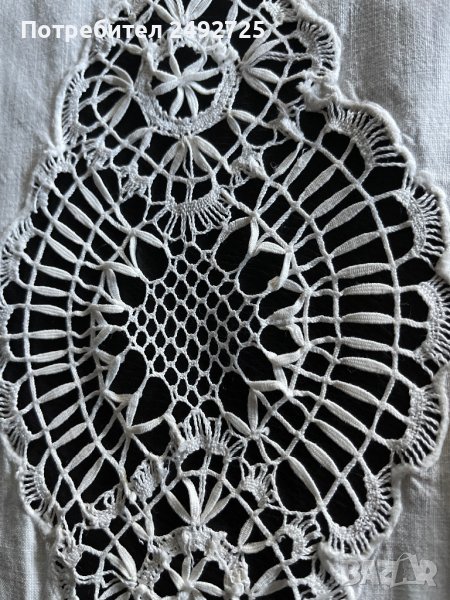Тишлайфер бяло дантела ръчно плетено , снимка 1