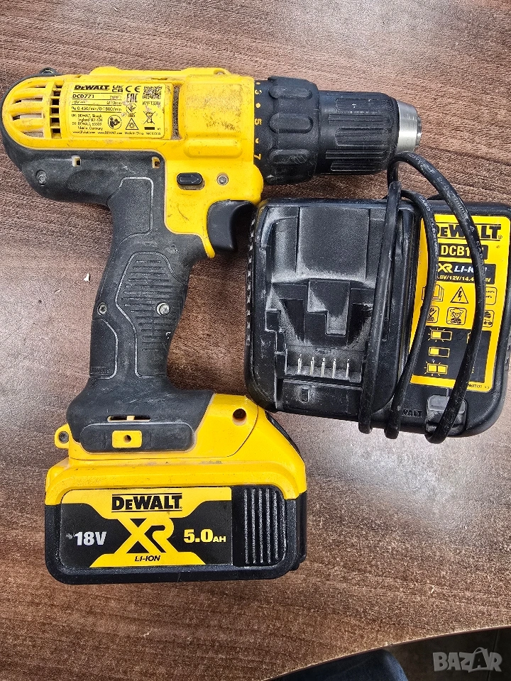 Винтоверт DeWALT DCD771, снимка 1