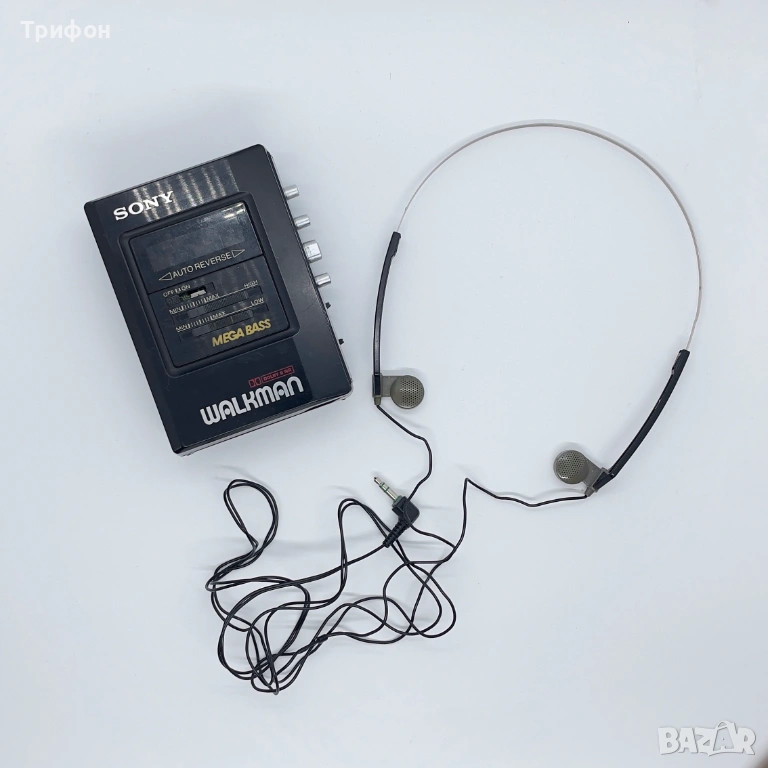 Sony Walkman B47 + слушалки Sony MDR-W10 Turbo, снимка 1