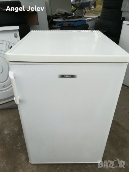 малък хладилник  Zanusi, снимка 1