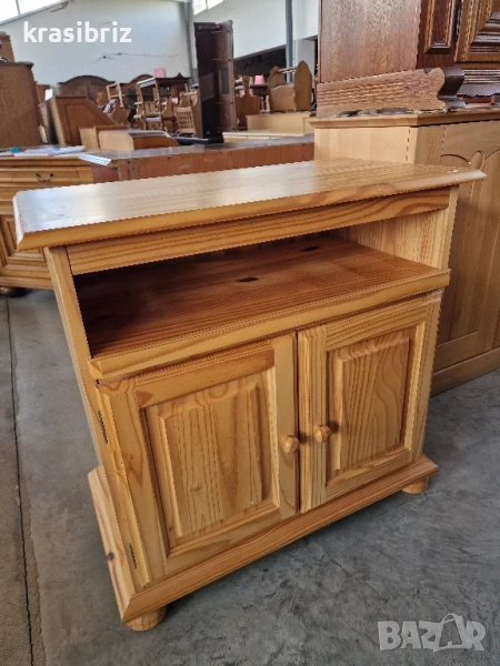 Масивен Тв Шкаф с въртящ се Плот-внос от Германия!, снимка 1