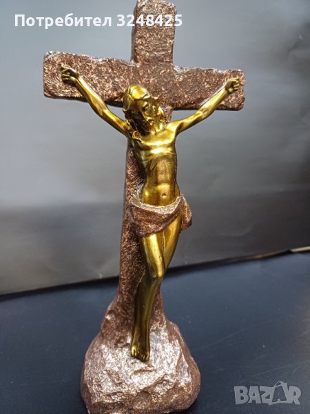 Статуетка Христос на кръста - полирезин от висок клас, снимка 1