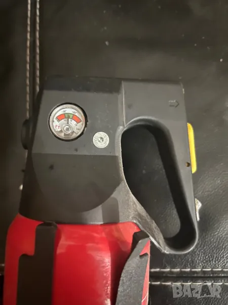 пожарогасител комплект за монтаж под седалката, снимка 1