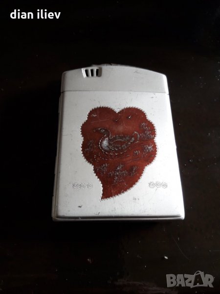 Стара бензинова запалка, снимка 1