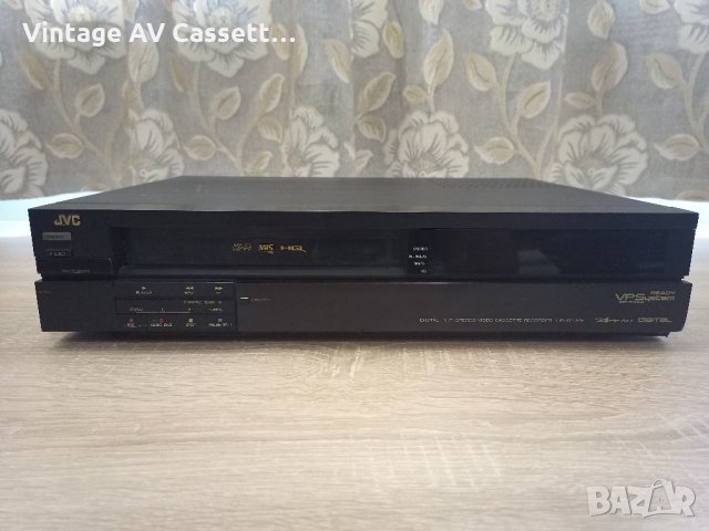 Продавам VHS Видеорекордер JVC HR-D530E, снимка 2 - Плейъри, домашно кино, прожектори - 32297854