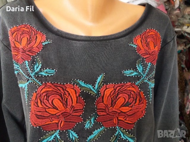 Широка блуза от плътно трико в цвят графит с бродирани цветя, снимка 3 - Блузи с дълъг ръкав и пуловери - 38928518