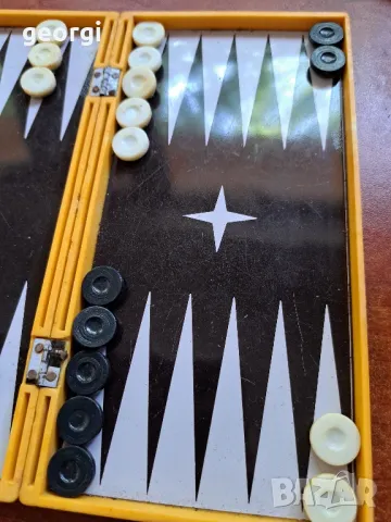 магнитна табла за игра от соца 8/3, снимка 2 - Шах и табла - 50360255