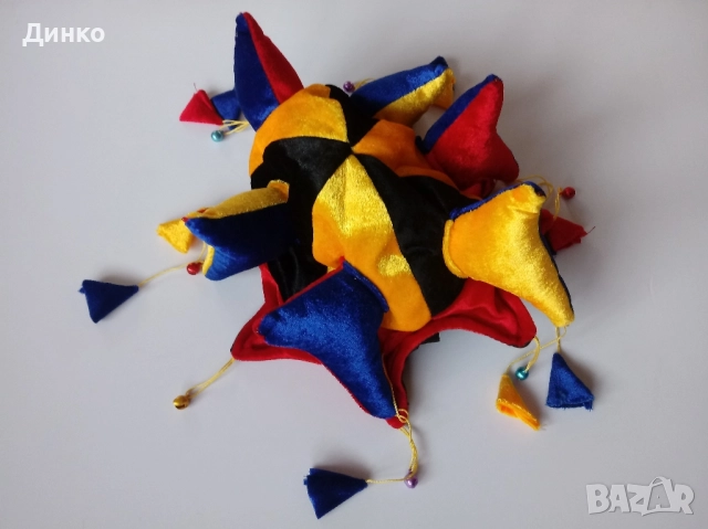 Карнавални шапки