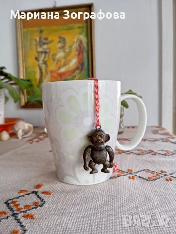 Декорации за стена 6 бр., - Християнски тотеми, Замък, Битов сувенир Цървули, Горила-бебе, 70-90 г. , снимка 4 - Други ценни предмети - 46842071