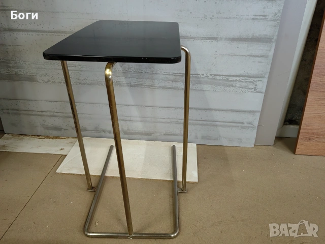 Маса тип помощна, снимка 2 - Маси - 53450950