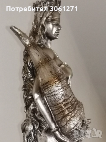 Коледа дойде. Голяма Статуетка Фортуна сребриста – 50 см., снимка 2 - Декорация за дома - 52673206