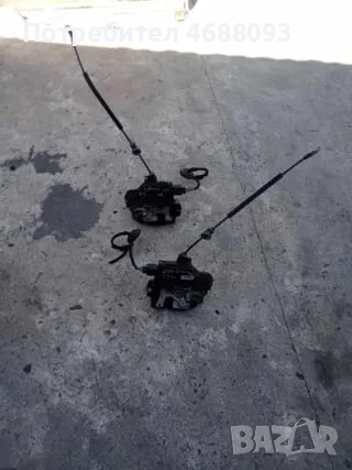  Брави предна врата ляв-десен брой 30лв за Волксваген Голф 4 2000г 90к.с 1.9TDI 