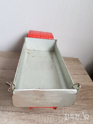 Голяма механична ламаринена играчка самосвал JOUSTRA 1958г, снимка 12 - Колекции - 36665641