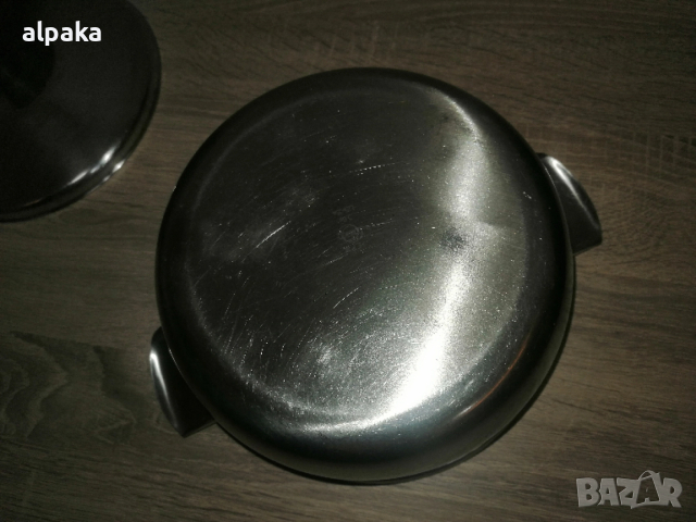 Продавам руска 3-литрова тенджера алпака, 22/12см, снимка 3 - Съдове за готвене - 52484507