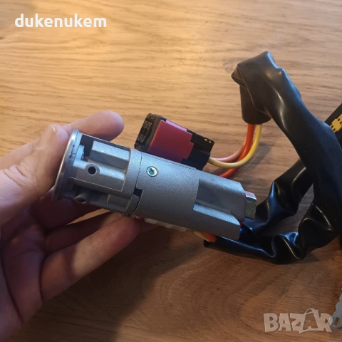 Контактен ключ (патрон) с блокировка на волана 4162P0 + 2 ключа, Peugeot, Citroën, снимка 11 - Аксесоари и консумативи - 53083873