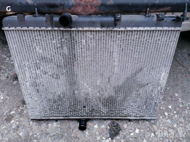 Воден радиатор Пежо 1.6 HDI, снимка 2 - Части - 33376832