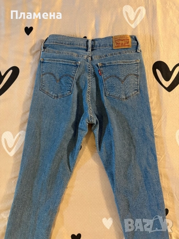 Дамски дънки Levis, снимка 4 - Дънки - 51694171