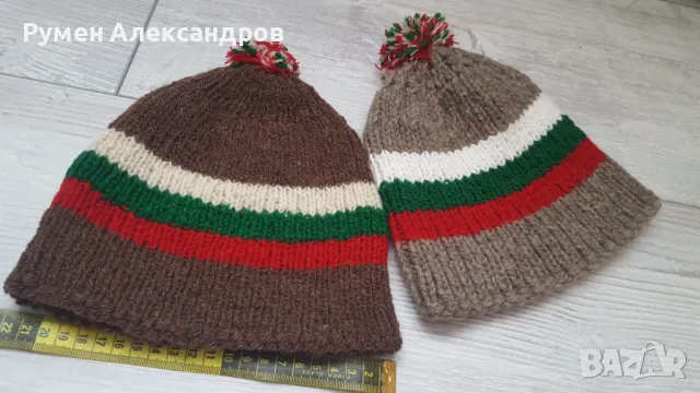 Домашни вълнени чорапи, шапки и терлици ръчна изработка, снимка 8 - Мъжки чорапи - 41689558