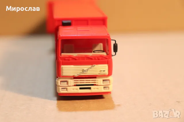 ALBEDO H0 1/87 VOLVO КАМИОН МОДЕЛ КОЛИЧКА TIR, снимка 4 - Колекции - 49753353