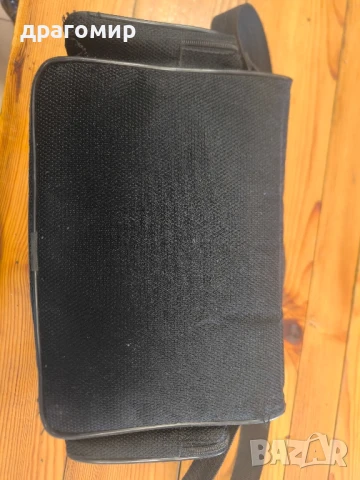 Sony чанта за фотоапарат или видеокамера , снимка 3 - Чанти, стативи, аксесоари - 51372712